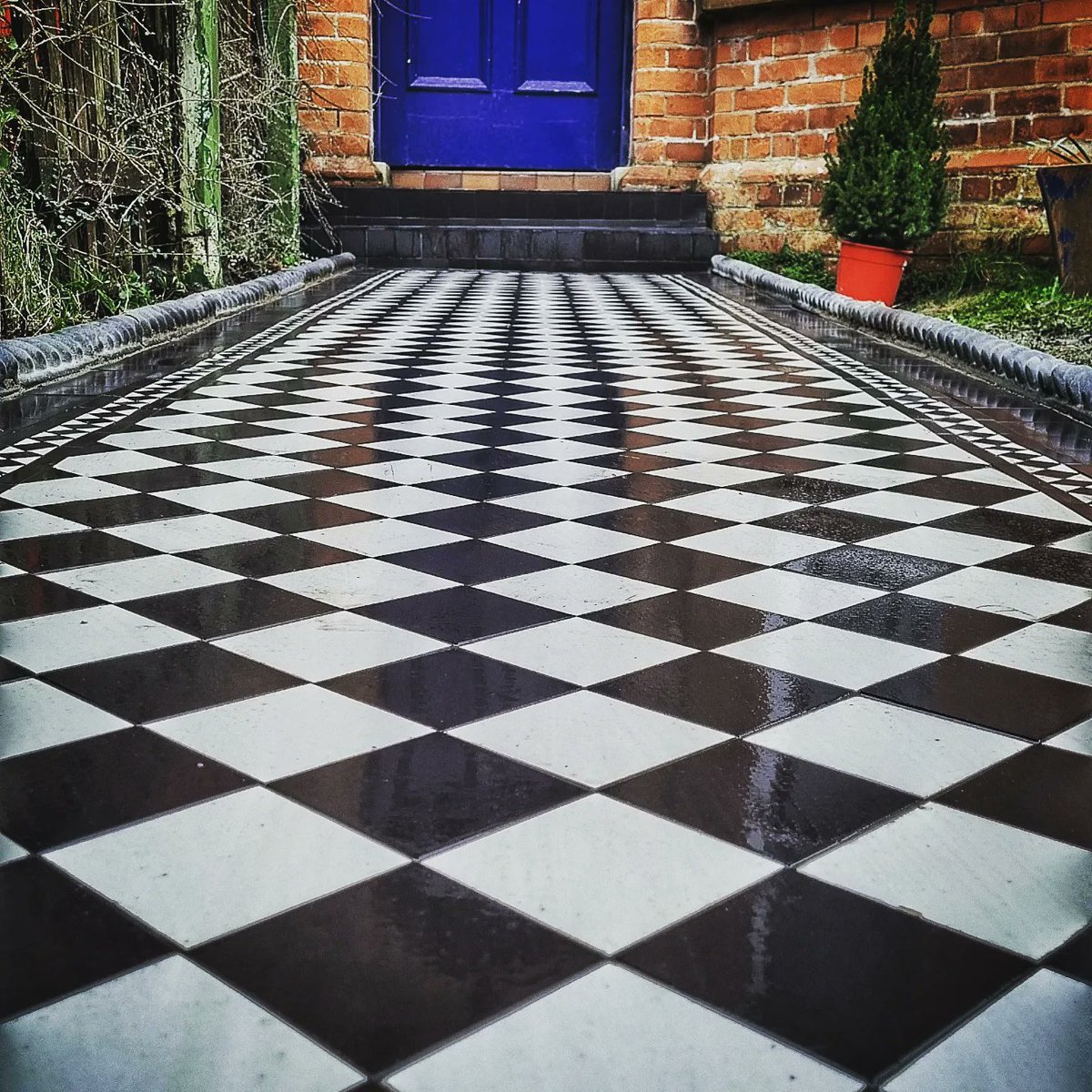 groundedbelfast's tweet photo. Contender for job of the year and its only February. Beautiful continuation of the hall and porch out to the path.

@armatile supplying and designing these stunning period tiles to compliment the red brick. https://t.co/1hbYspb6fm