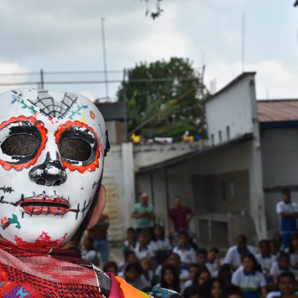 lizarazo2020's tweet image. Sede Rosa Zárate de Peña #lizarazorzp fue sorprendida por la visita de @PazParce en la inauguración del Plan Lector, para hacer de la lectura una aventura divertida. Contamos también con la directora de la Fundación @Manuelita150, Gloria Medellín. @alongarcia03 @sempalmira