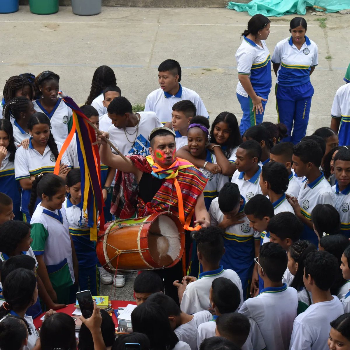 lizarazo2020's tweet image. Sede Rosa Zárate de Peña #lizarazorzp fue sorprendida por la visita de @PazParce en la inauguración del Plan Lector, para hacer de la lectura una aventura divertida. Contamos también con la directora de la Fundación @Manuelita150, Gloria Medellín. @alongarcia03 @sempalmira