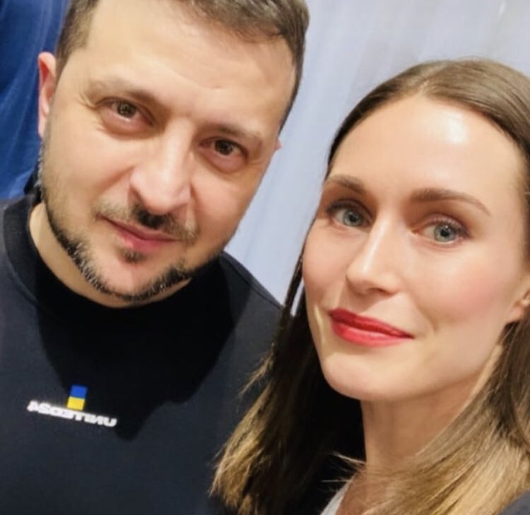 The Zelensky-Marin selfie is out 🇺🇦🇫🇮