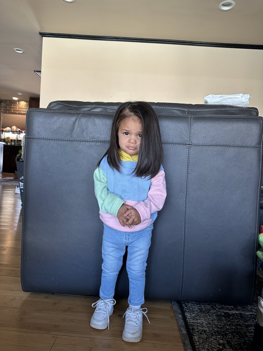 toniromiti's tweet photo. Hahaha I flat ironed her hair. She actually sat still the whole time but she was definitely over me trying to get a cute picture 🤣 https://t.co/gX1kH6ACqg