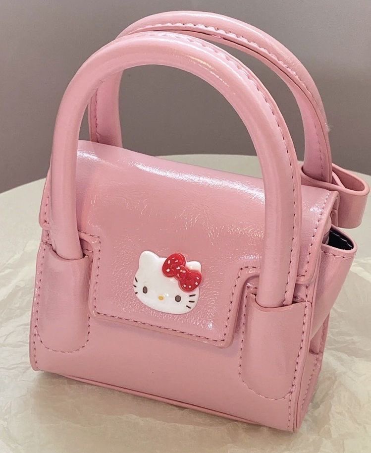 sanrio daily ✨ tweet media