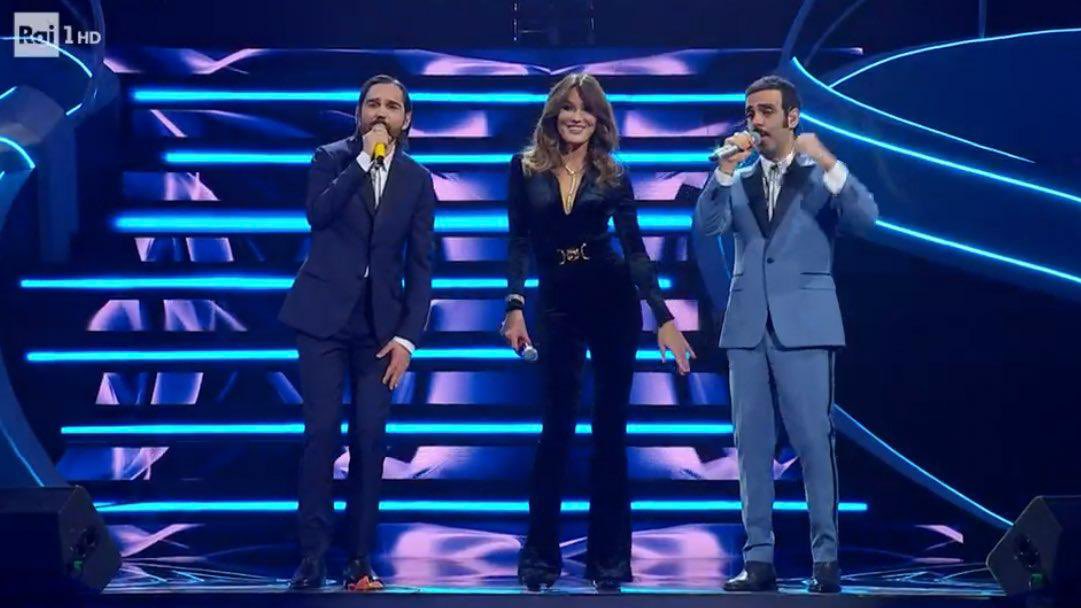 La campagna global con le declinazioni local.

#TPSanremo #Sanremo2023 #CarlaBruni