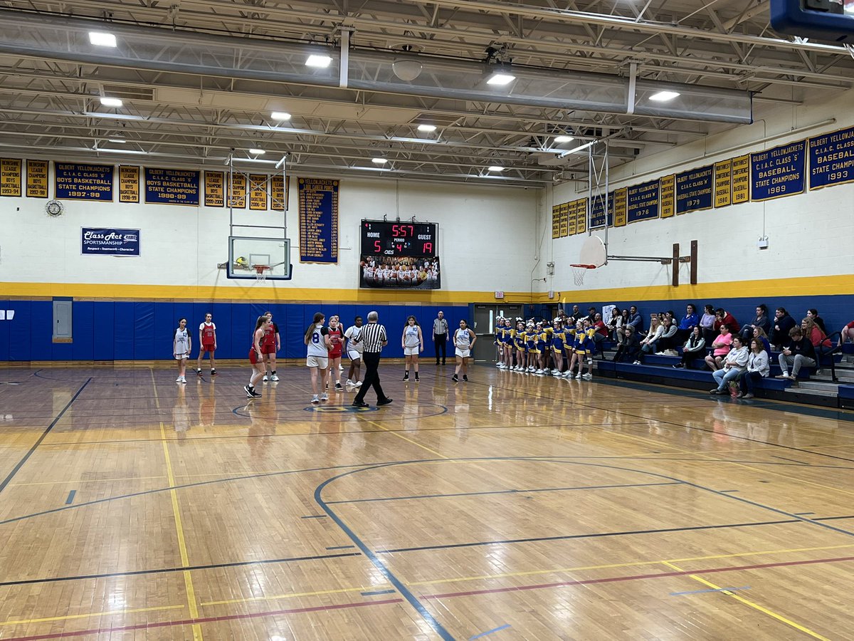 TGSMrCrossman's tweet photo. Great day for some Middle School basketball! https://t.co/IhZJMckv4K