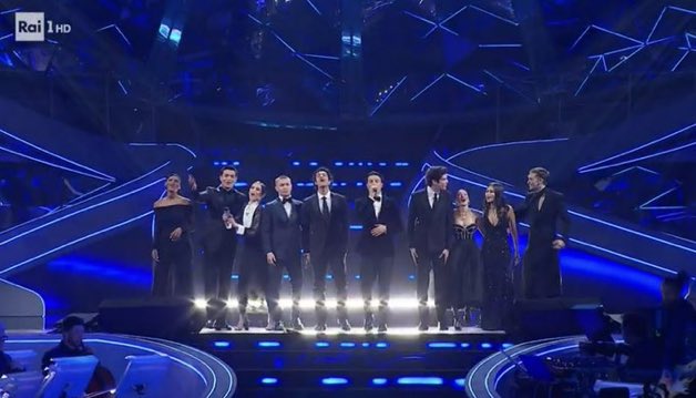 deadpoetstan's tweet photo. RAGA MA QUANTO SONO BELLI SONO COSÌ FIERA DI LORO
#sanremo23 #sanremo2023 #MareFuori3 https://t.co/jH2GPQvS5i