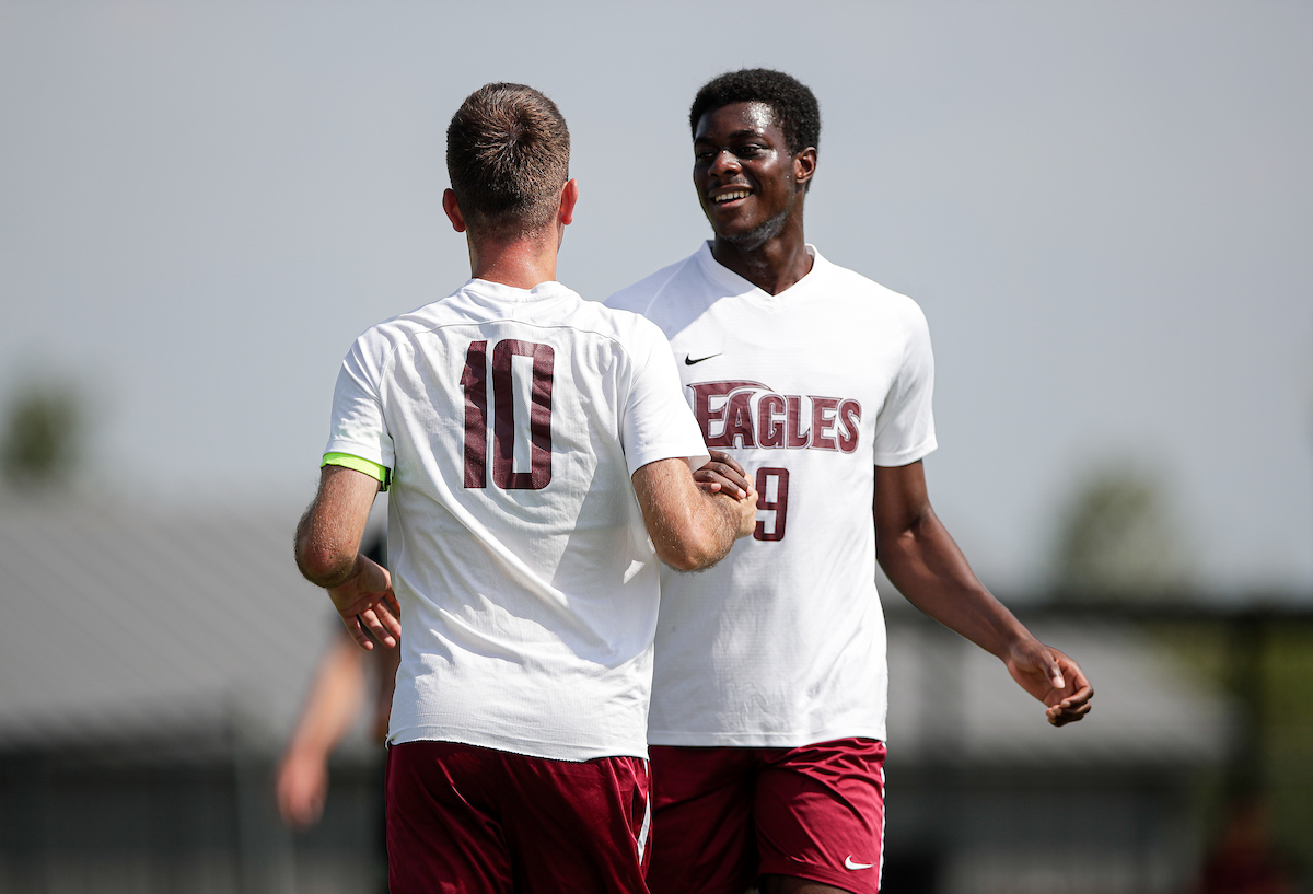 okchristian's tweet photo. Basketball, baseball, softball, volleyball, soccer, ultimate, golf, cross country, and more are waiting for you at OC. 🦅
If you want to learn more about our @oc_eagles and catch a game, check out our official athletics website! ➡️ https://t.co/qdU76rbkbe https://t.co/10sF3GlZDG