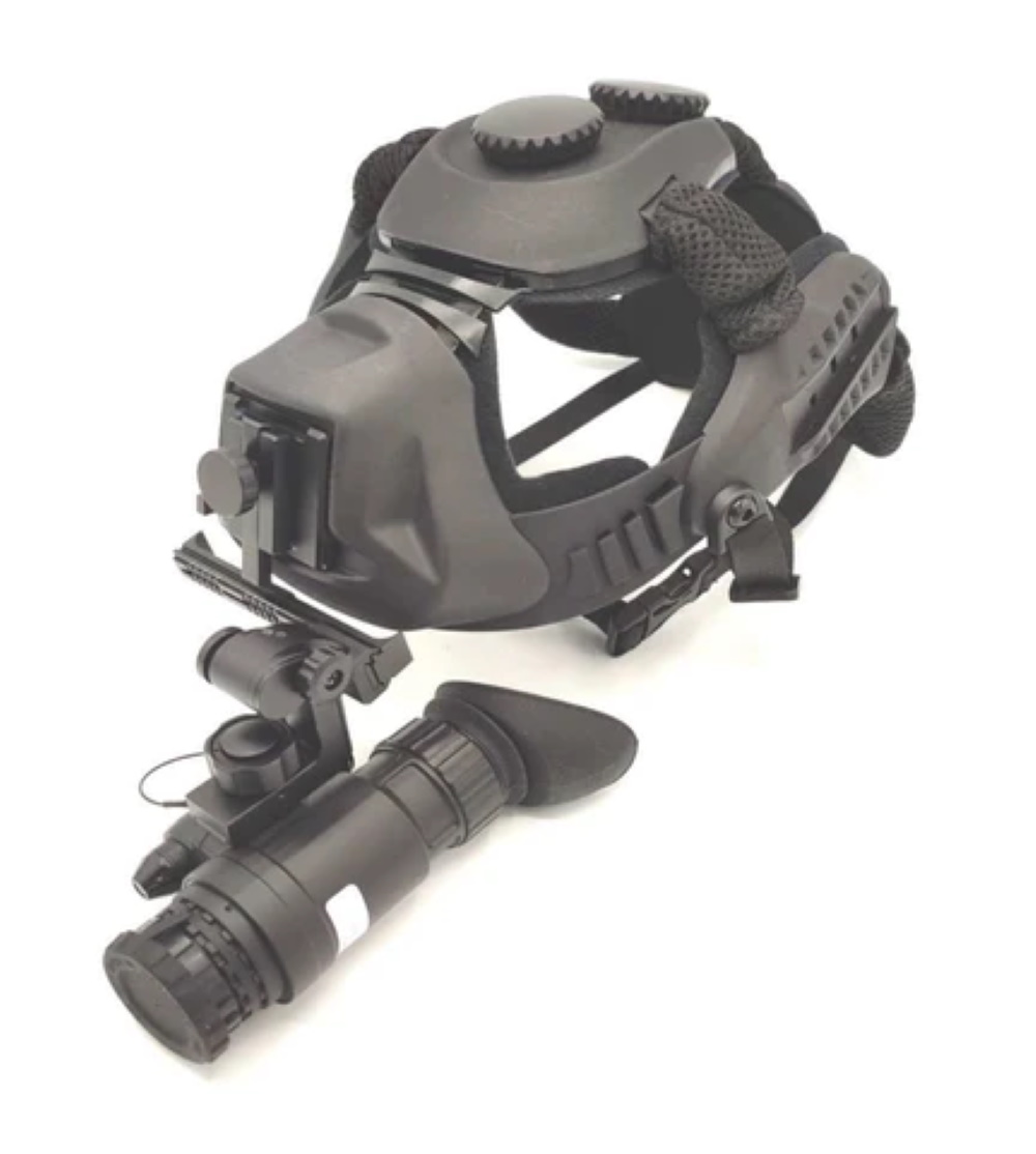 ARMY_STORE24's tweet photo. Nightspotter Nachtsichtgerät PS-14 PRO, Photonis Gen 2+ https://t.co/ibeCXjMD1F 
#nachtsichtgerät #security #tierbeobachtung #überwachung #polizei #militär #jagen #jagd #jäger #outdoor #polizei #natur #Wald #tiere #hirsch #wolf #bär #ente #PS14 #nightspotter #bw #nachtsicht #see https://t.co/NJifdNF3GA