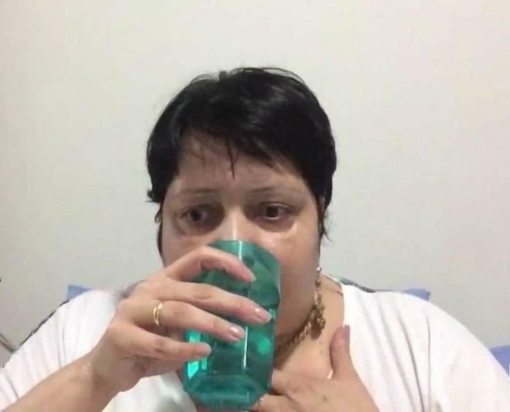 diarioaselecao's tweet photo. Eu lendo A Escolha assim: https://t.co/0eTLPDtfxQ