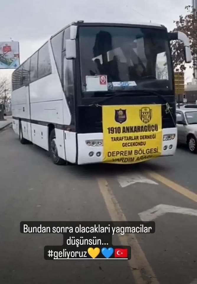 vehbierbil's tweet photo. TARAFTAR GRUPLARIMIZ DEPREM BOLGESİNE YAĞMACILARA HAD BİLDİRMEYE GİDİYOR 👏👏 https://t.co/EoCcPiBO6H