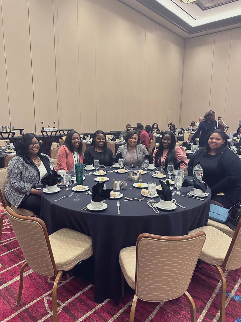 lawherlondon_'s tweet photo. Representing the 4% of black attorneys in the nation ๐ฅบ๐ซถ๐พโ๏ธ #NEBLSA https://t.co/Ed4j7drsrr