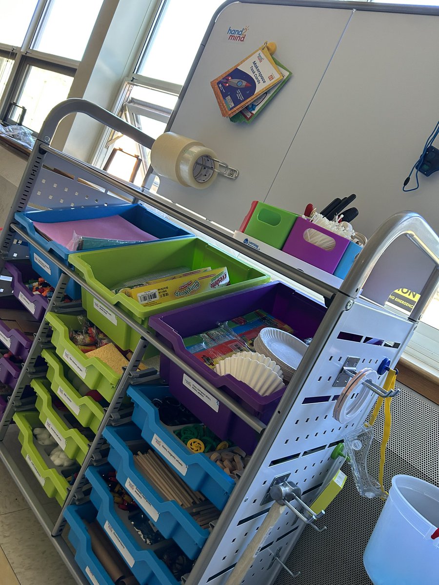 CPerrySTEM's tweet photo. The @hand2mind #makerspacecarts are ready for action in the #HHS #STEAMclassroom @techcoachcooper @MrsWyland_HHS @superkvogel #SSScomingnext #STEAM #STEM #STEAMeducation https://t.co/PuKt4DabJ6