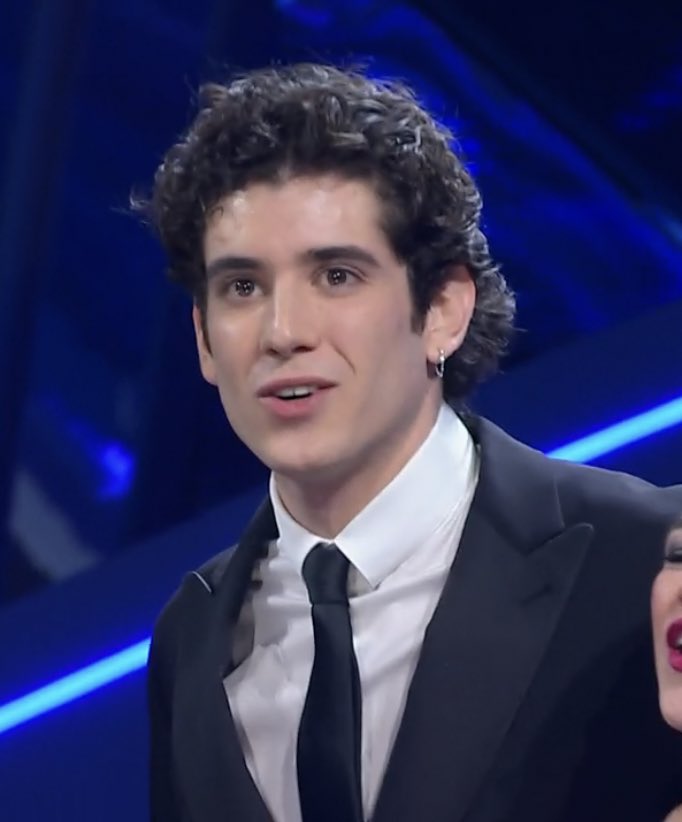 chenesannotutti's tweet photo. QUALCUNO HA DETTO JUST EAT DING DONG

#Sanremo2023 https://t.co/o9kuZiFLjr