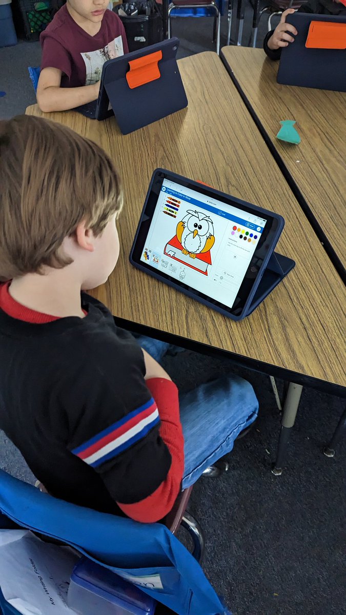 Ms___Anderson's tweet photo. Kindergarten students continued their #Wixie exploration this week with a fun color by number challenge! We love being @CrestwoodElem Owls!! https://t.co/zgSDmppt1l