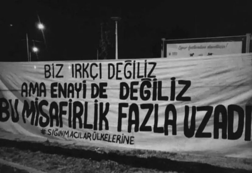 ebrucinar_'s tweet photo. #depremden #yagma #depremzede https://t.co/aRp0t5XODQ