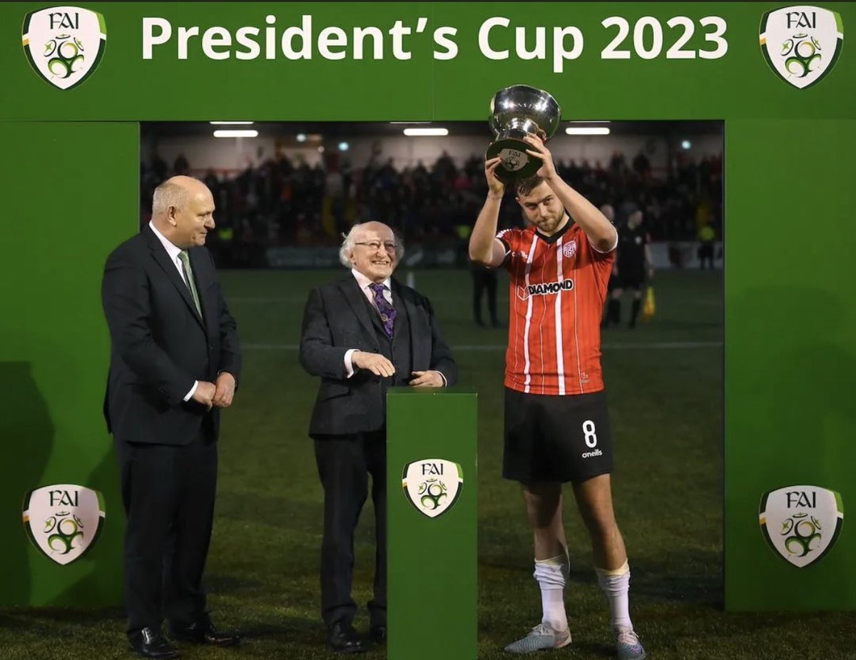 Congratulations to @derrycityfc who claimed the 2023 President’s Cup after a 2-0 victory over @ShamrockRovers in the Ryan McBride Stadium. Great to see Michael D Higgins in attendance to present the trophy 👏🏻