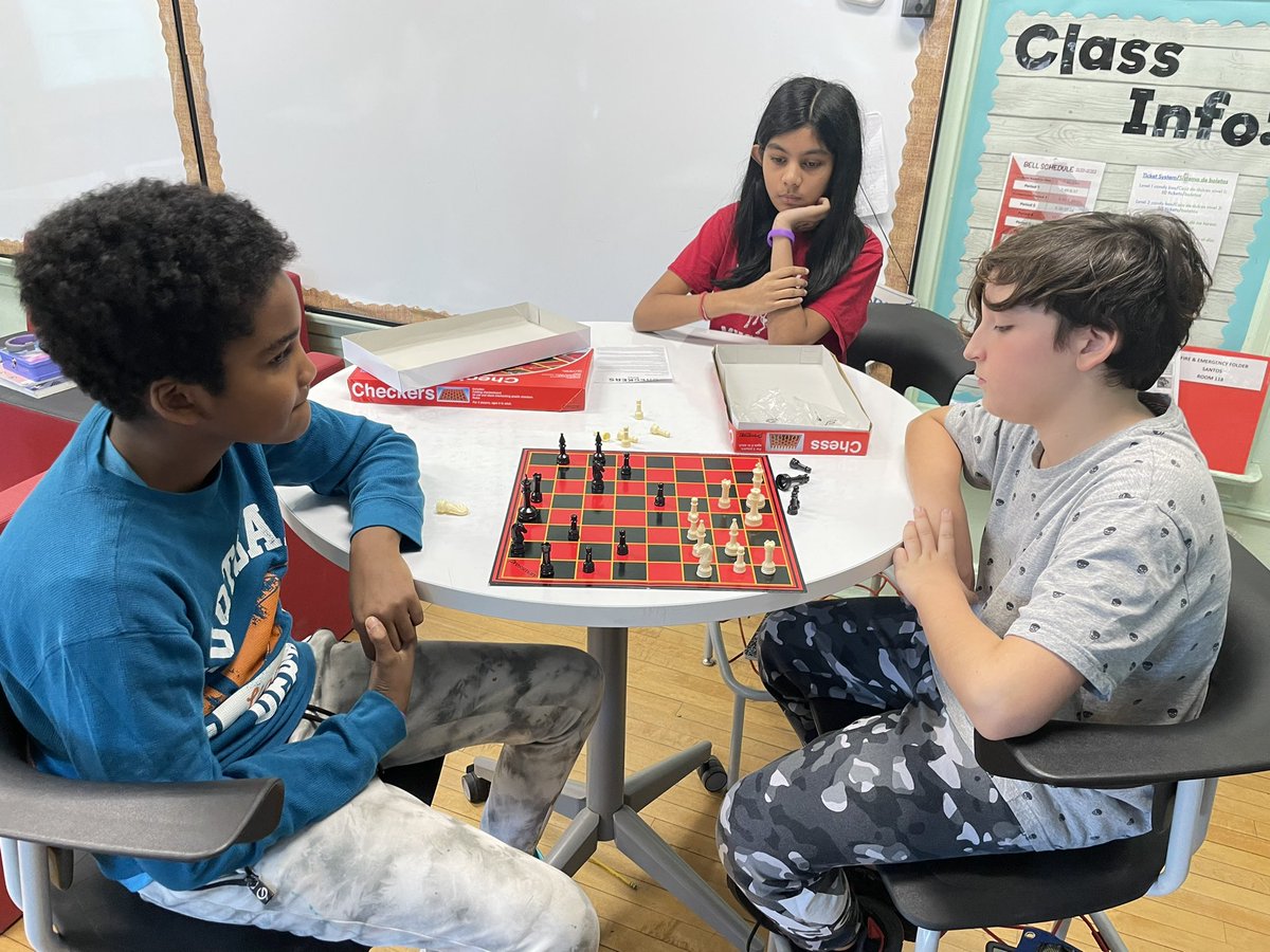 Kelly Santos tweet media