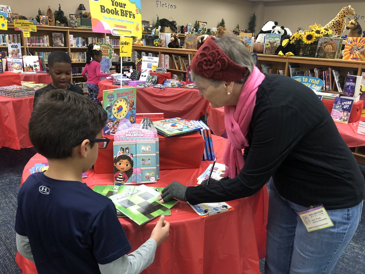 bpeslibrary's tweet photo. Another wonderful day in the library @BettePerot for Preschool Patriots Storytime & Book Fair wish lists! 📚@KellerLibraries #kisdlibraries https://t.co/lHouBMBzNh