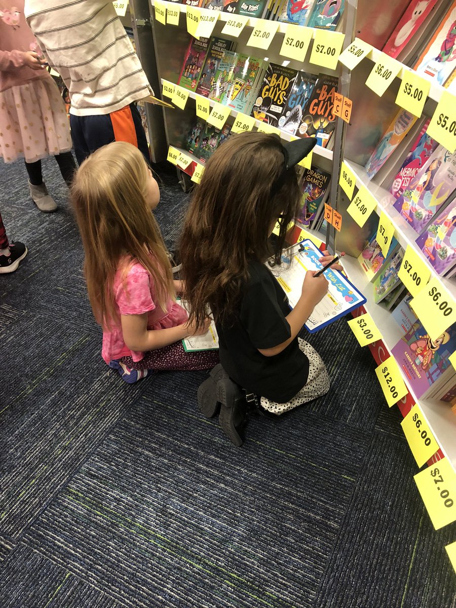 bpeslibrary's tweet photo. Another wonderful day in the library @BettePerot for Preschool Patriots Storytime & Book Fair wish lists! 📚@KellerLibraries #kisdlibraries https://t.co/lHouBMBzNh