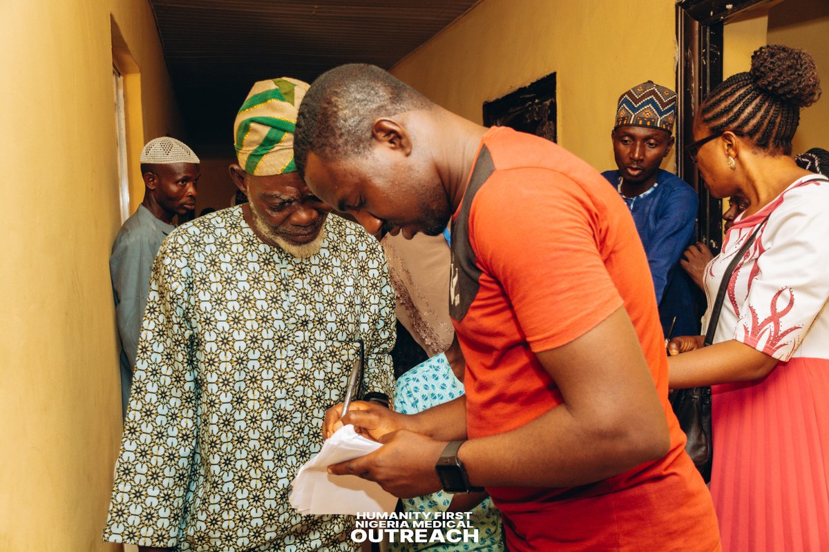 humanity1st_ng's tweet photo. #Patients waiting for Consultation https://t.co/29lGZQd1Ts