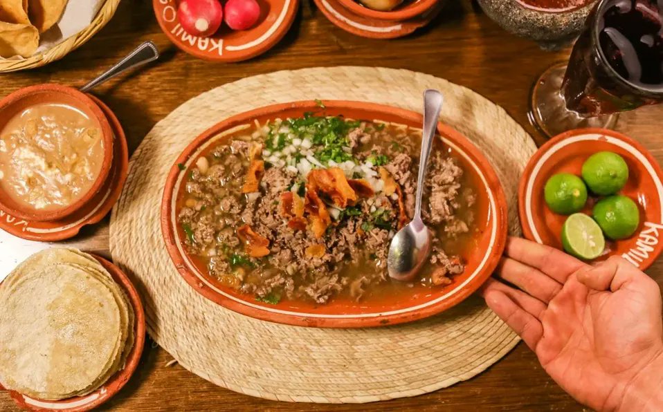 telediario's tweet photo. Prepara la carne en su jugo, estilo #Jalisco de manera sencilla y fácil con esta receta rápida

https://t.co/3UPki5Tbvk https://t.co/xyef5osoj2