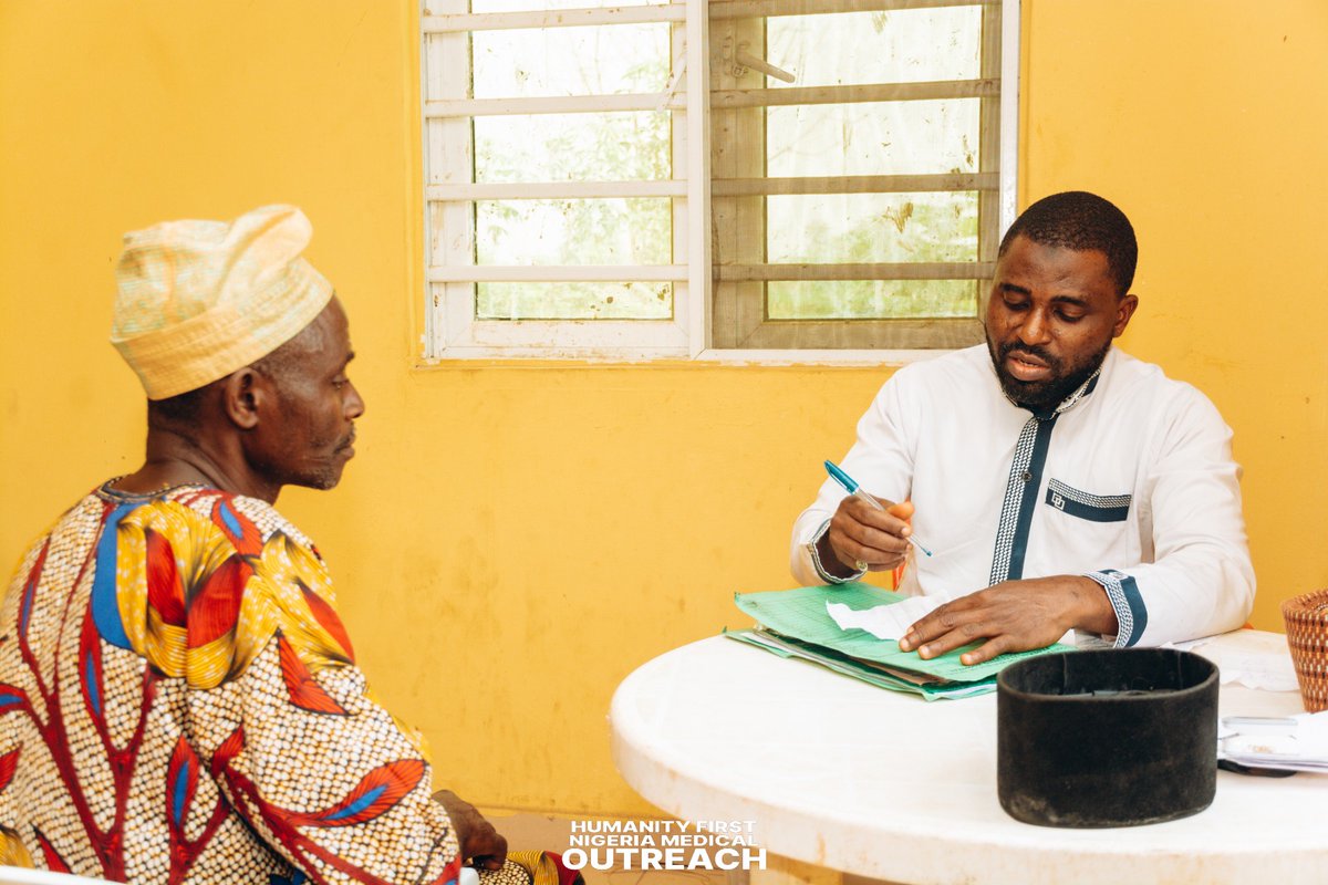humanity1st_ng's tweet photo. HFN Doctors attending to the patients https://t.co/3Wa20Vj7ad