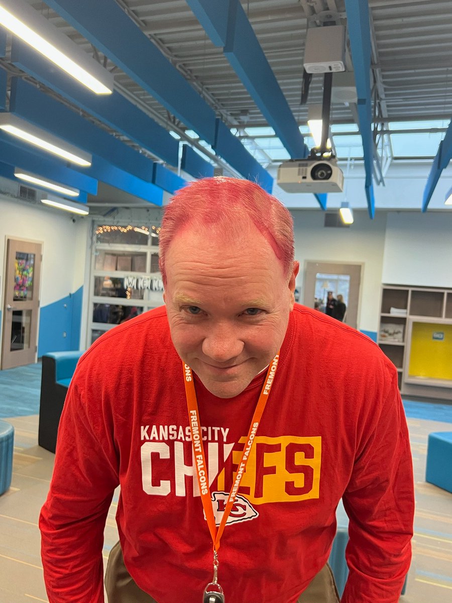 We enjoyed our Fremont Family Night last night! Our raffle winners had fun spray painting <a href="/GrandonJames/">James Grandon</a> hair red this morning! #officialSPS #ChiefsKingdom