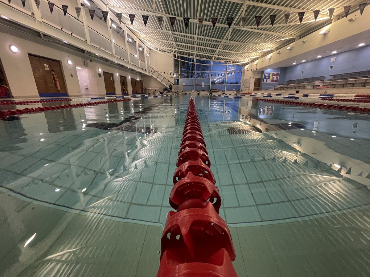 BGS_swimming's tweet photo. π₯β¬οΈπ¦β¬οΈπ¦β¬οΈπ¦β¬οΈπ₯ Fantastic to have some new, safe, vibrantly coloured lane ropes π₯³ Check out the comparison between old & new (3rd image) @BradfordGrammar @GrammarSport #antiwaveeurope #laneropes https://t.co/d8Q3tf7Tby