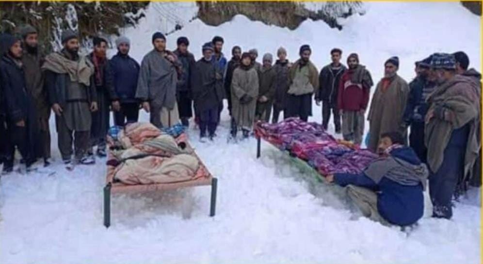 ubaidayoob786's tweet photo. Sadna tunnel is potential lifeline for #KARNAH #JAMMU&KASHMIR
It is not only a developmental indicator but an #Emotion to us we can't afford Death trap of #Sadna Any more.
#KarnahNeedsTunnel
#UTOFJK
@AmitShah
@adgpi
@nitingokhale
@narendramodi
@ChinarcorpsIA
@manojsinha_ https://t.co/LM8AhpISB1