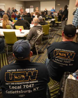 steelworkers's tweet image. More great pics from our District 8 Lobby Day and Legislative education this week at the Kentuck Statehouse: flic.kr/s/aHBqjArEwB #EverybodysUnion #1u #USRR