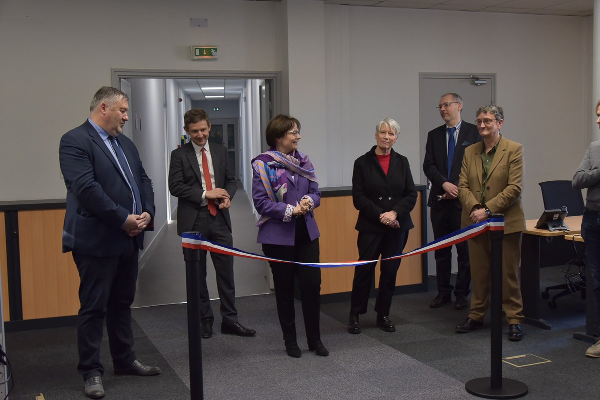 Prefet52's tweet photo. Inauguration d'une antenne des Services des Impôts des Entreprises de l'Essonne, relocalisée à @Chaumont en présence d'A CORNET @Prefet52 du Directeur Général Adjoint @dgfip_officiel A CABROL #DDFIP Maire @Ville_Chaumont et Président #Agglomération #Chaumont
@Economie_Gouv https://t.co/miaWIdGLIK