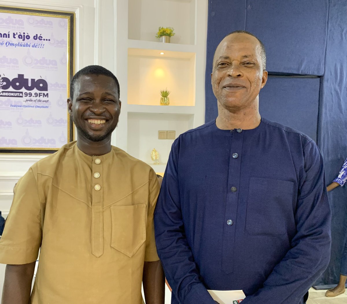 Oodua999FM's tweet photo. Today on ORO SUNUKUN with HON MICKY KAZZIM @kazzimmicky
(APM CANDIDATE ABEOKUTA SOUTH FEDERAL CONSTITUENCY).
Cc: @officialartunbi @emmanuel_oke
#oodua999fm #oodua999fmabeokuta #prideofthewest #orosunukun https://t.co/jUxV3SMy5k