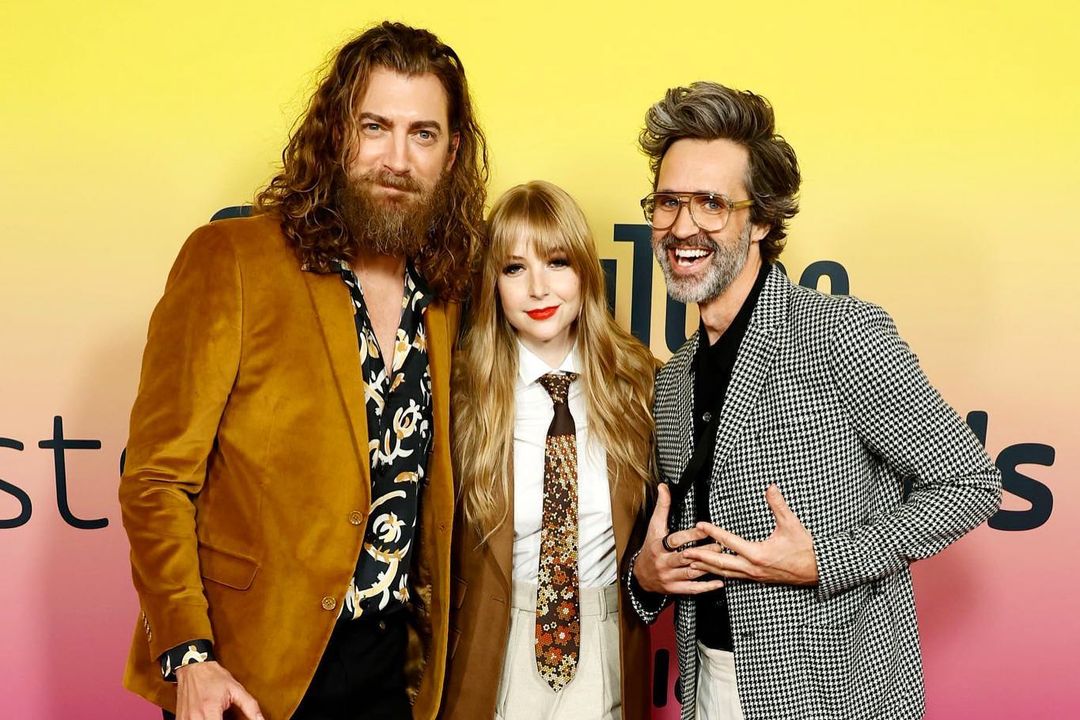 Mythical's tweet photo. Gonna tell my kids this is Paramore https://t.co/OKg8g3V3rG