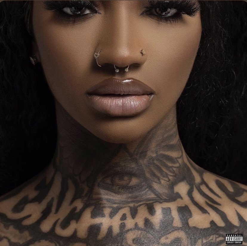 PY/Stevie Harts tweet media