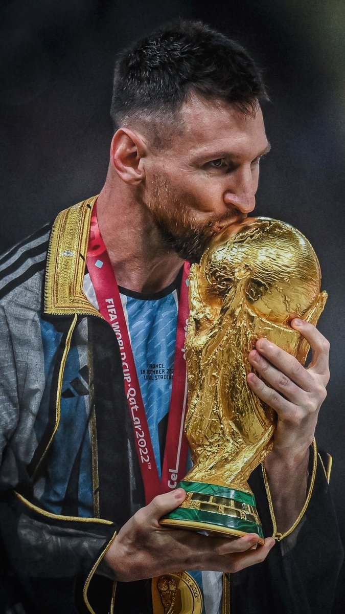 florenta52's tweet photo. @433 One and only The GOAT ❤️👑 https://t.co/xP3DvqT8cg