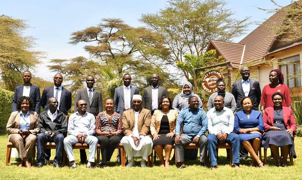 JLomenen's tweet photo. We engaged the CS for EA Community,ASAL and RD @rebecca_miano ,PS Ministry of Foreign Affairs Ms. @roselinenjogu, PS SD for MSMEs, Ms Susan Mangeni, Chairperson,Youth Fund Ms Fatma Barayan,CEO Uwezo Fund Mr.Peter Lengapiani,Women Enterprise Fund (WEF) Chairperson Dr.Jane Langat . https://t.co/VNlY3NKnLe