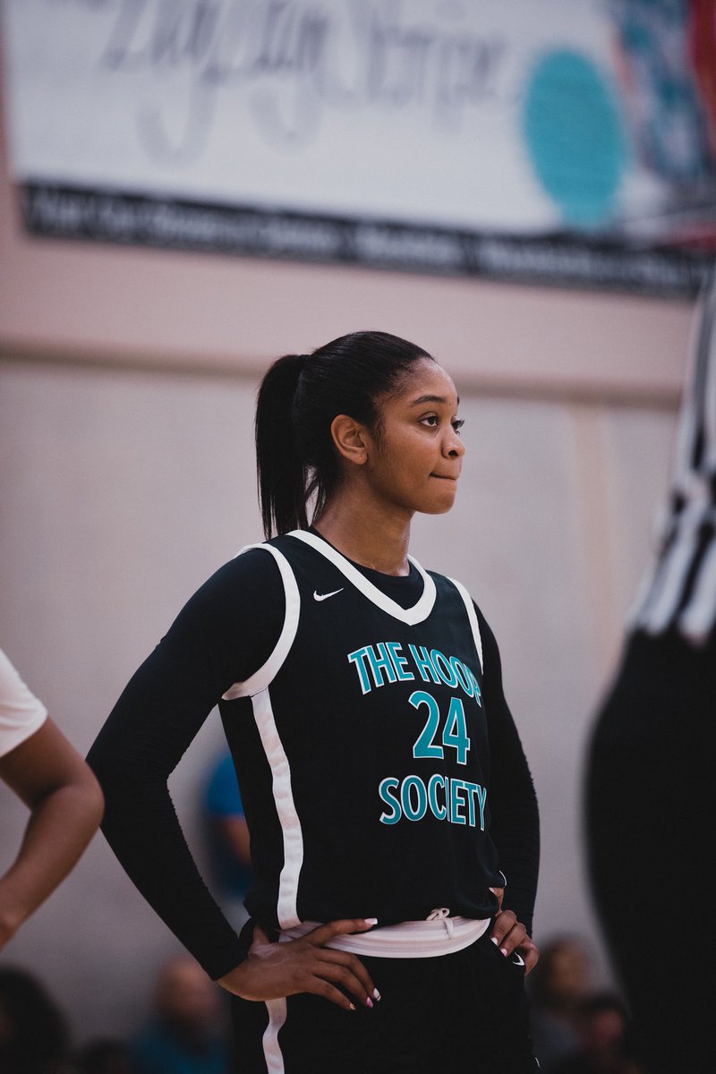 TeamSpazHoops's tweet image. 🏠These 23’s 

- All 4 from Katy isd
- All 4 received D1/D2 offers
- All 4 told what they COULDN’T do/be

🗣️PSA If u live n the Katy area you don’t have to travel across the 🌎 to EARN scholarships. If good enough u can accomplish the goal n ur own backyard. 🤷🏾‍♂️ It’s proven now 🏀