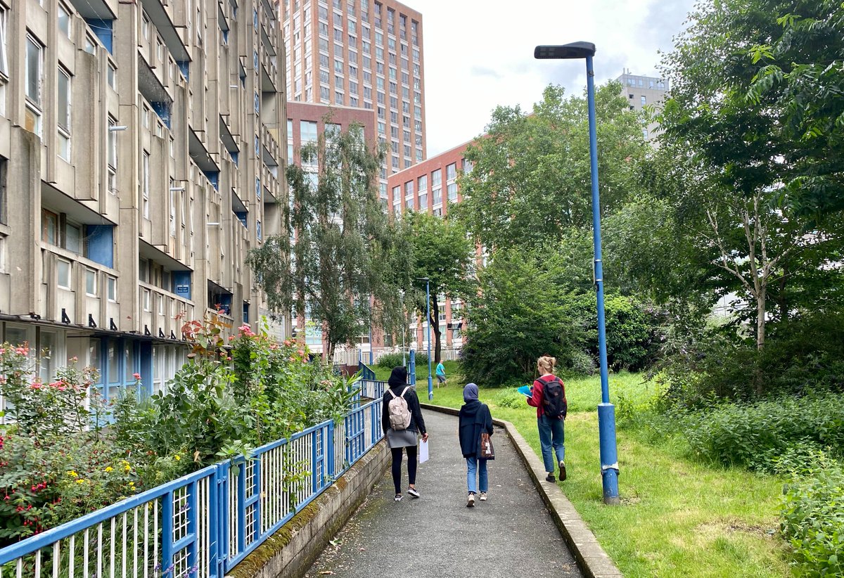 We are looking for *two* new researchers - one with a built environment/urban design background and one with broad research experience. We are looking for people who are creative, smart and committed to the sort of work we do.

Pls RT

social-life.co/news/post/recr…