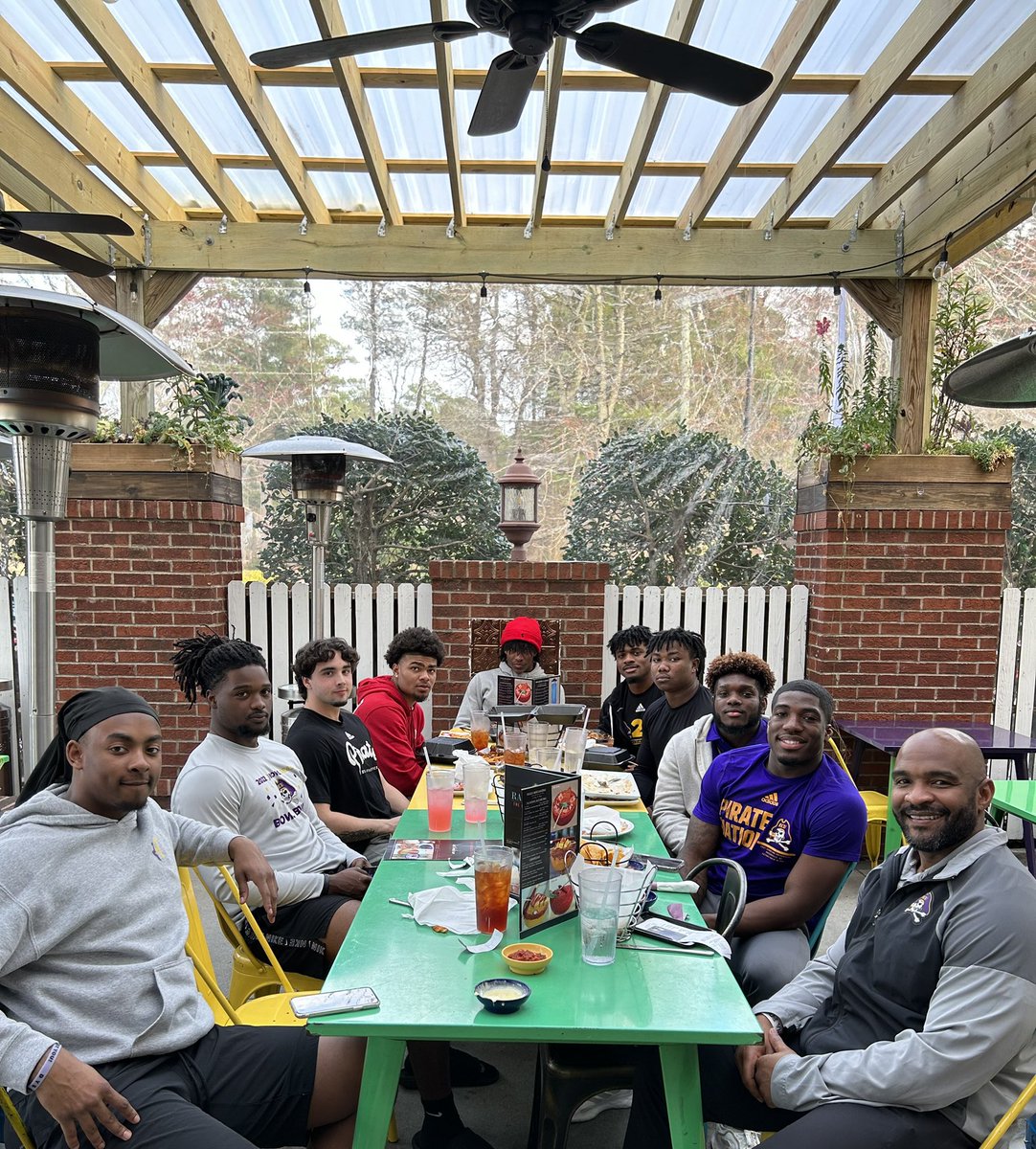 CoachC_Foster's tweet photo. Felt good to fellowship with the guys! Never a dull moment! #DBreed🏴☠️ #LetsRide https://t.co/fb3rW53zTh