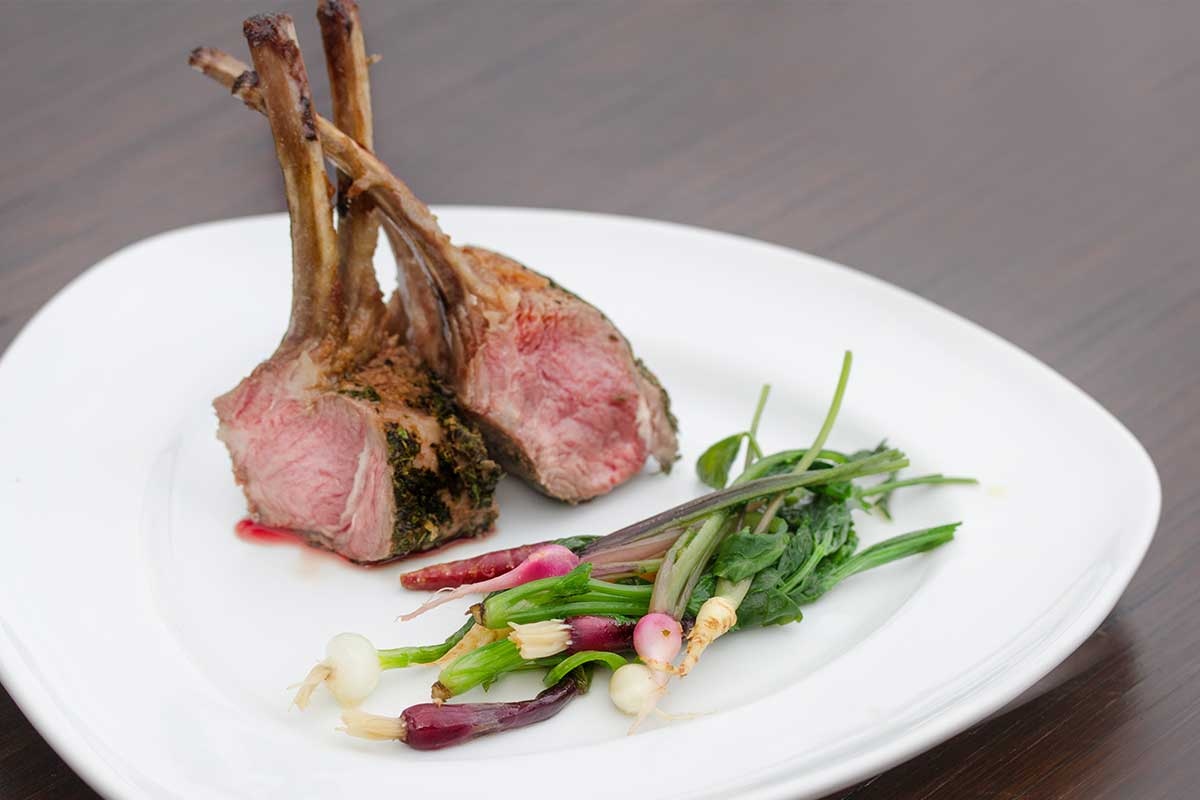 Cooking for your sweetie this #ValentinesDay? We have lots of meaty ideas, including this herb-crusted rack of #lamb. It looks like an elegant restaurant entrée, but it’s super simple to make at home. Get the #recipe: bit.ly/3JQ5CdZ

#Shop: bit.ly/3DzAxap