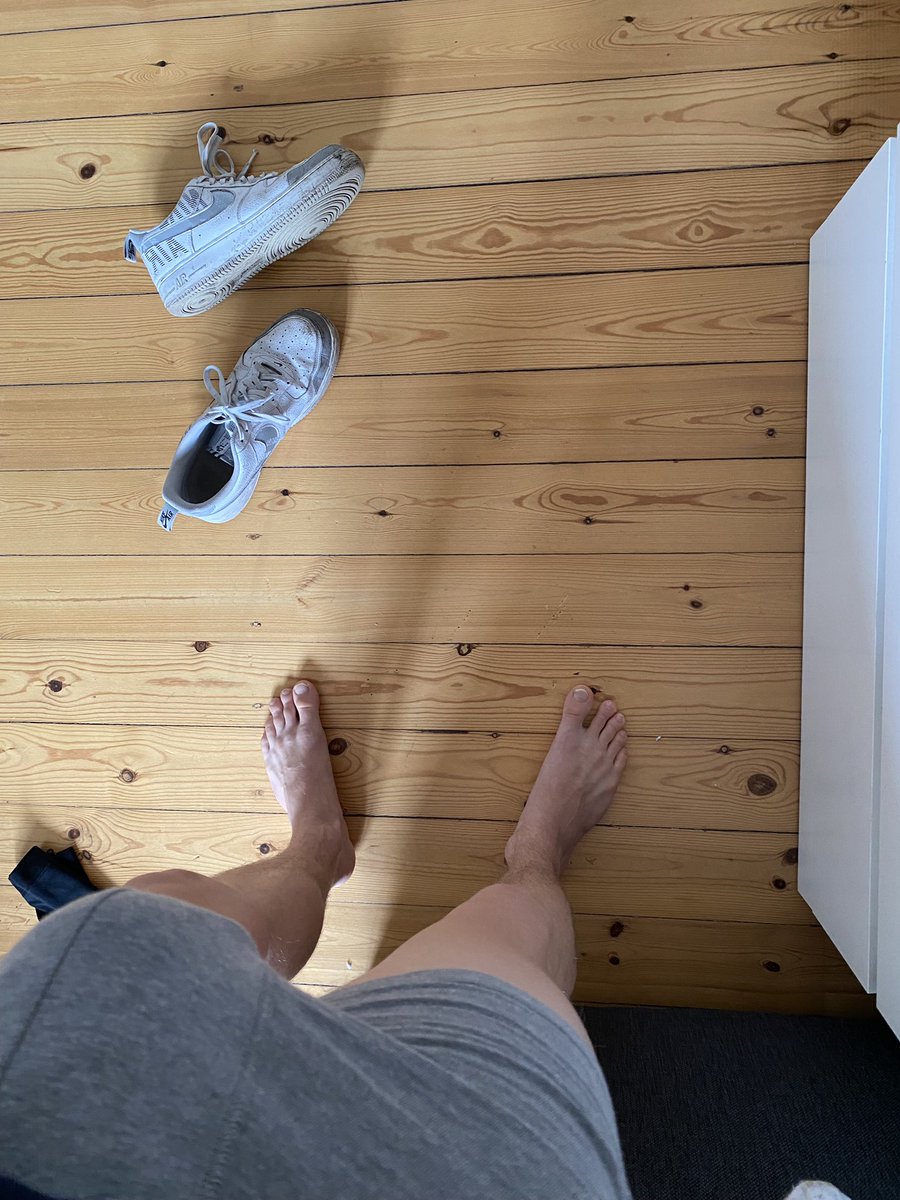 GermanGymMaster's tweet photo. Getting hard thinking about your tongue on my sweaty gym soles 🍆💦🦶🏻
#cashking #cashmaster #moneyslaves #feetfethish #feetguys #gymfeet #joi #jackoffinstructions #sweatyfeet https://t.co/YE7K5Y7LGF
