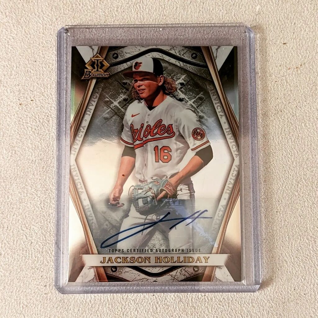 batflipchannel's tweet photo. Pulled this guy at the end of my break last night! @jackson__holliday7 #2022bowmandraft #cardbreak #baseballcards https://t.co/CYt9244cfh https://t.co/RstEGQYF3a