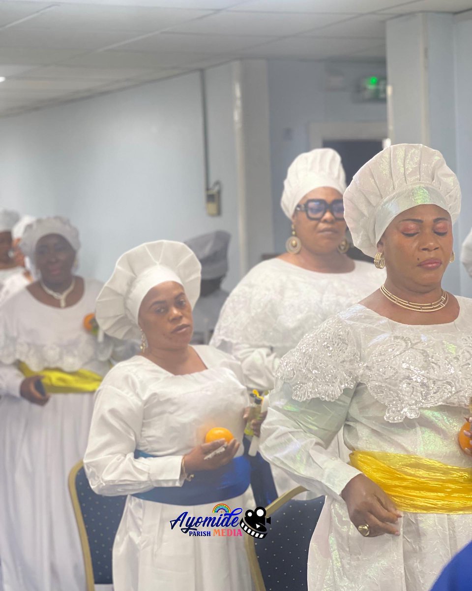 celeheritage's tweet photo. “Let us come before his presence with thanksgiving, And make a joyful noise unto him with psalms.”
Psalm 95:2 KJV
 #celestialchurchofchrist #celestiansconnect #celestialchurchofchrist🌈 #celestialvisiontv #celestialheritage #cccunite #cccchoir #cccuk #explore https://t.co/nPpyPp0pqh