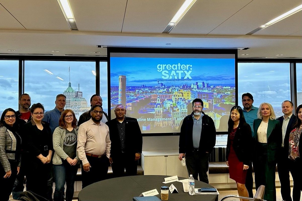ConnectWithSET's tweet photo. This week we had our first collaborative meeting led by greater: @Greater_SATX & SAWORX. It is an honor to represent Straight Edge Technology, Inc. @ConnectWithSET working alongside other leaders within organizations in the technology sector! #technology #SAworkforce https://t.co/ix0YynFh7J