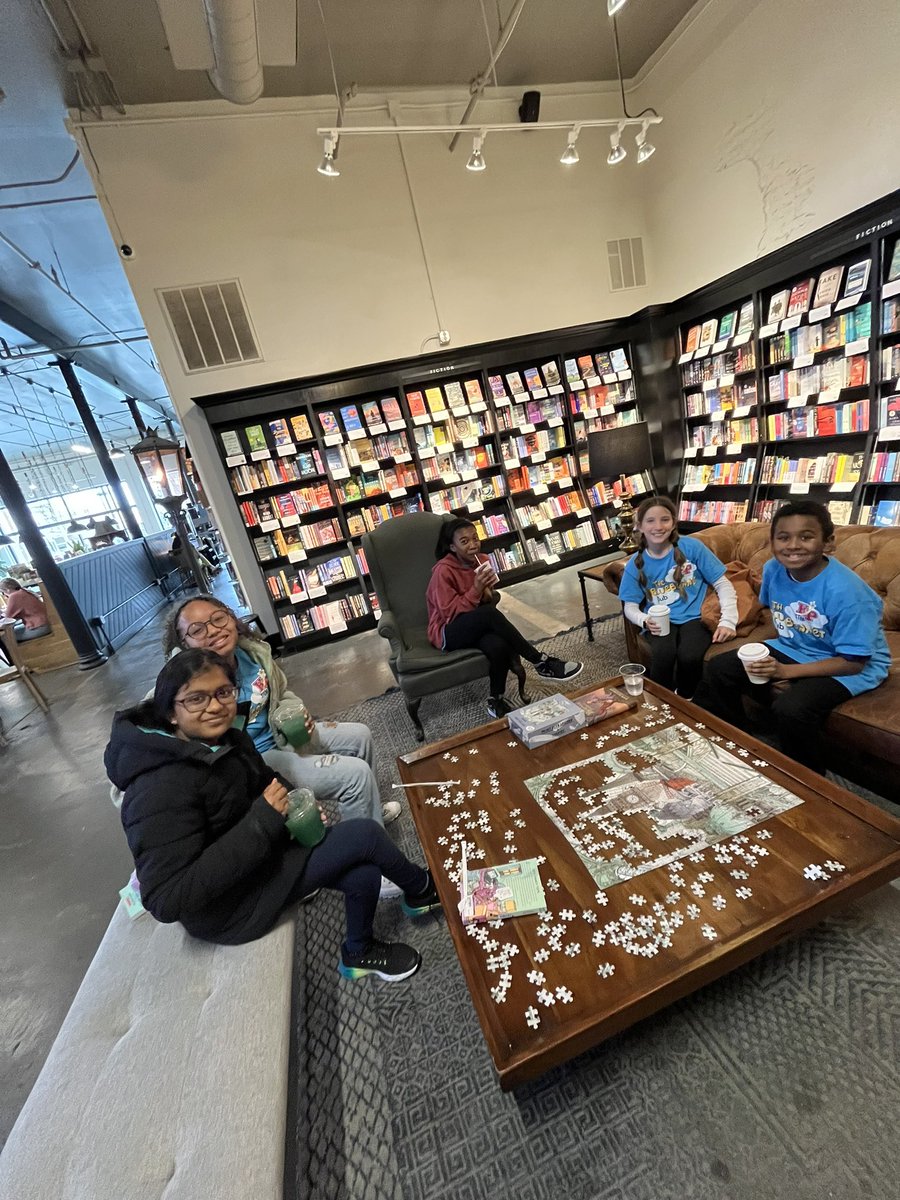 KPESstars's tweet photo. The 22/23 Bluebonnet Club celebrated their reading achievements w/a donut breakfast, tour of @Baylor Armstrong-Browning Library, &amp; a visit to @fabledbookshop 📚More than 30 students read 5+ @TBABooks books to qualify for membership! Way to go, #kpstars 💙⭐️ @TempleISD @TISDLib https://t.co/Z9qWcVBLR7