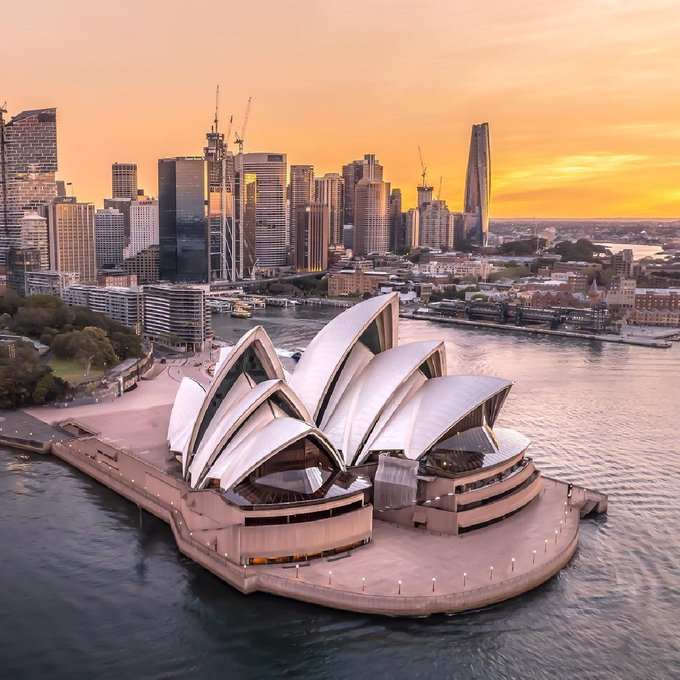 Oh, @sydney_sider, you never fail to impress 🧡  IG/nicolasletoublonphoto captured this mesmerising aerial<a class="tags" target="_blank" title="On Twitter" href="/?out=eyJ0eXAiOiJKV1QiLCJhbGciOiJIUzUxMiJ9.eyJpYXQiOjE3MjA4MzI3NTQsImlzcyI6InR3cG9ybnN0YXJzLmNvbSIsIm5iZiI6MTcyMDgzMjc1NCwiZXhwIjoxNzUyMzY4NzU0LCJyZWRpcmVjdF91cmwiOiJodHRwczovL3R3aXR0ZXIuY29tL3N5ZG5leV9zaWRlciJ9.VKFM8q1grEk-MQ6MtCZbic85o60KNo8TMacykOkF5PLZ1dtUMkT26bNe5jdiqVP6bC-aRSbeRMW2y2QzHtC11g">@sydney_sider</a><a href="/tag/seeaustralia"class="tags"><span>#seeaustralia</span></a><a href="/tag/comeandsaygday"class="tags"><span>#comeandsaygday</span></a>