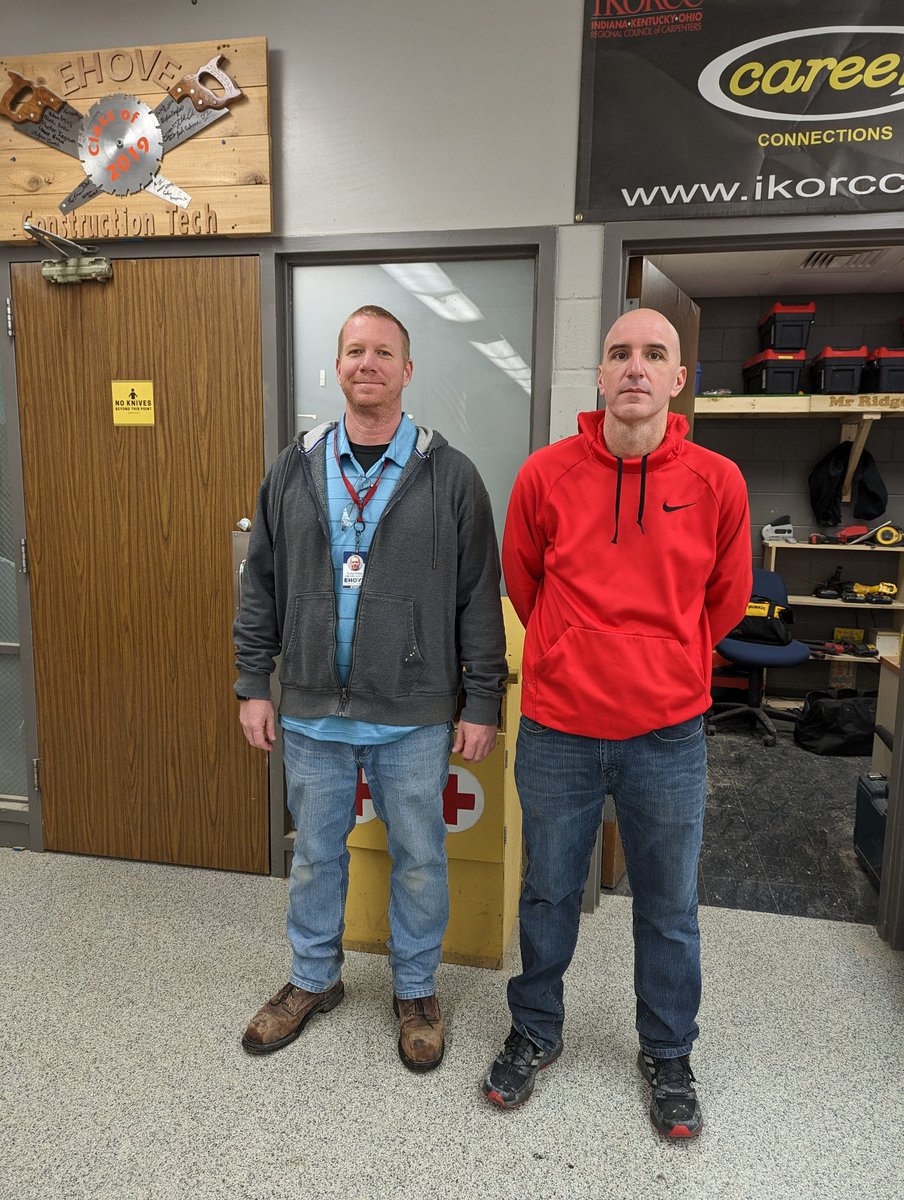 EHOVEct's tweet photo. This is our construction instructors Mr. Ridge and Mr. Hipp they both did construction before they started teaching they wanted to teach the young going into construction so they know what they are doing while being safe #EHOVEvips https://t.co/41w13TTnEH