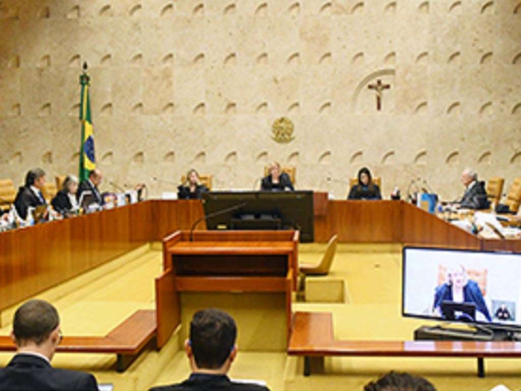 CampeonCuba2's tweet image. Corte Suprema de 🇧🇷Brasil decidirá hoy si los militares continuarán siendo juzgados por sus pares, cuando matan, atacan o torturan a civiles en hechos de seguridad pública o responderán ante la justicia común. 💪💪💪 #NoAlGolpeDeEstado #TodosConLula