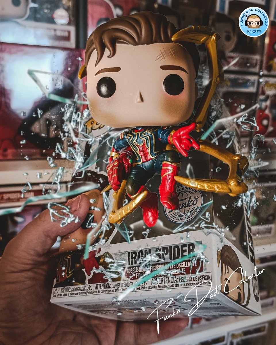 funko_dad_fdc's tweet photo. #funko #funkounboxed #FunkoPhotoADayChallenge #funkounboxing #funkodisplay #ironman #spiderman #spidermanhomecoming #SpiderManNoWayHome https://t.co/q5dpzOjIlb
