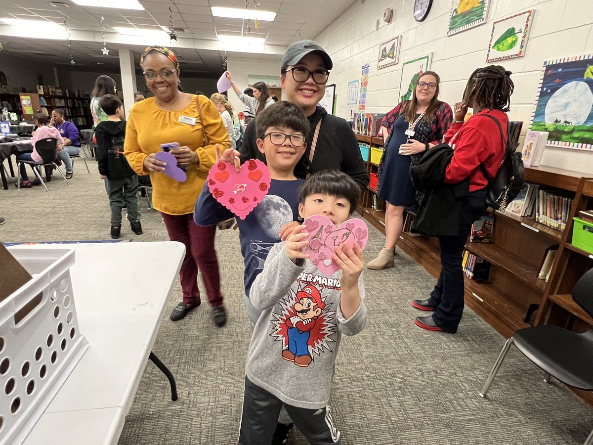 Kim Lunn (@kimlunn17) on Twitter photo “At the end of the day, the most overwhelming key to a child’s success is the positive involvement of the parents.” HES HeART show and Reader Cafe 2023. <a href="/HES_HCS/">Hampton Elementary School</a> <a href="/KimHoward_HCS/">Kimberly Howard</a> “At the end of the day, the most overwhelming key to a child’s success is the positive involvement of the parents.” HES HeART show and Reader Cafe 2023. <a href="/HES_HCS/">Hampton Elementary School</a> <a href="/KimHoward_HCS/">Kimberly Howard</a>