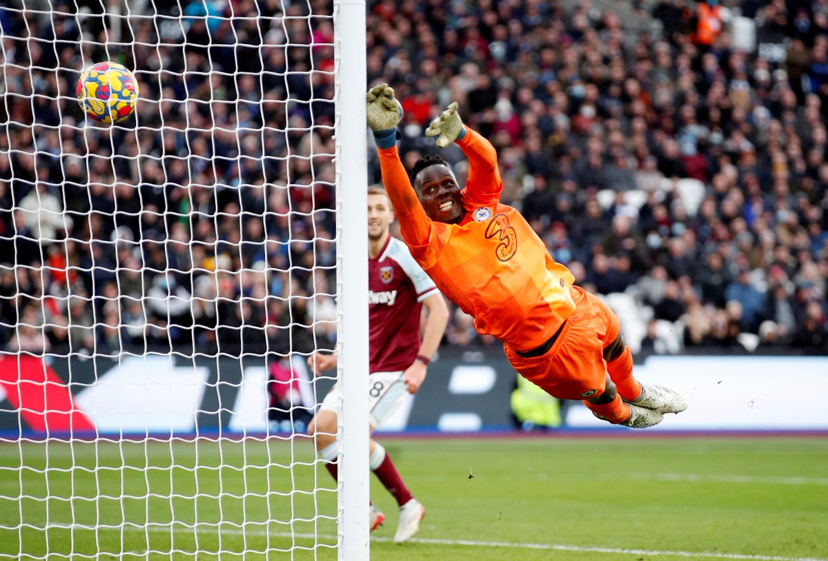 EnenAndrew's tweet photo. Is masuaku still at westham?
I need another masuaku masterclass tomorrow 🔥
#WHACHE https://t.co/oGSzJNgxni